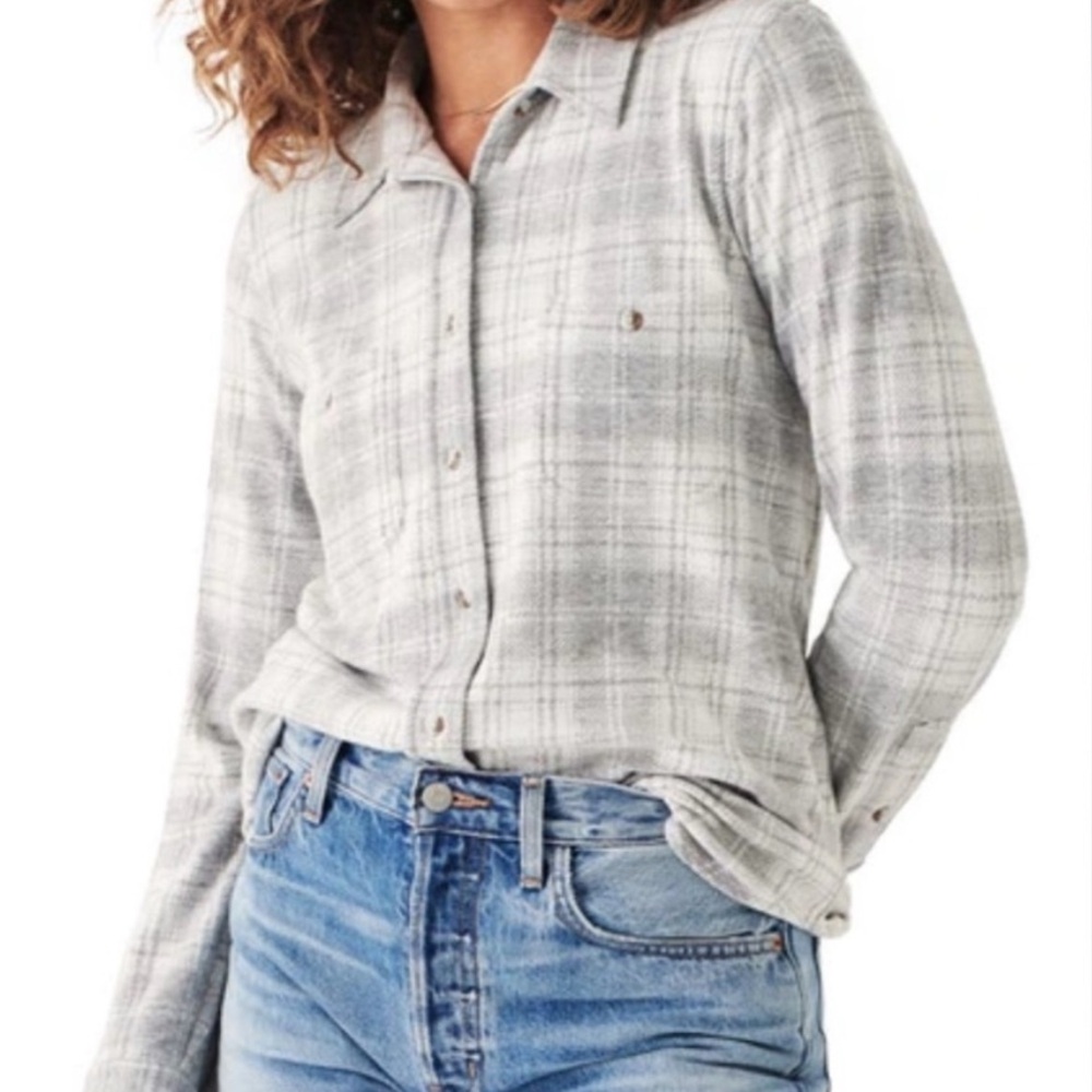 Faherty Legend Sweater Top in Size small